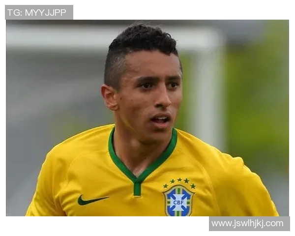 马尔基尼奥斯：从年轻天才到足坛巨星的成长之路与辉煌成就