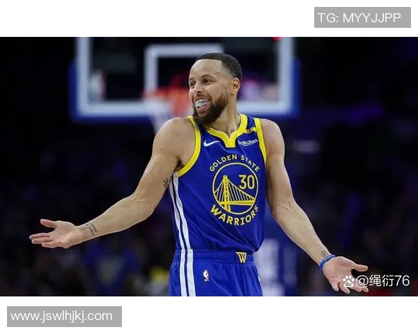 勇士与掘金对决库里精彩得分表现引发球迷热议