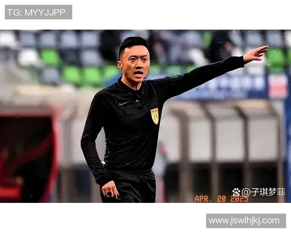 国安与鲁能比赛裁判信息揭晓引发球迷热议与关注 国安与鲁能比赛裁判信息揭晓引发球迷热议与关注