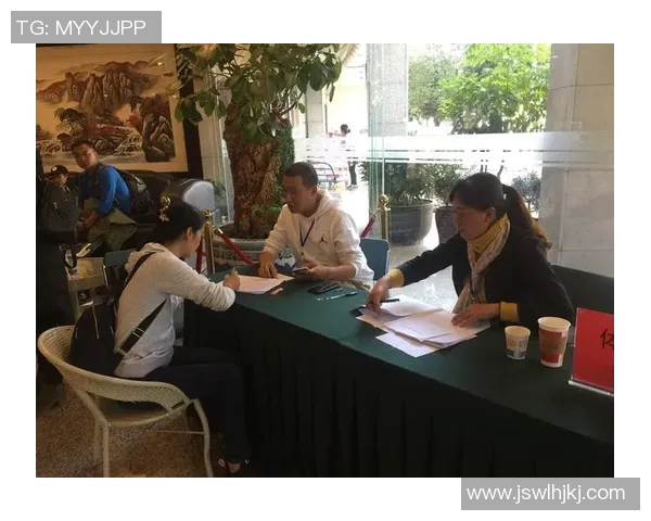 意甲宝贝：探秘意大利足球场上的魅力与风采