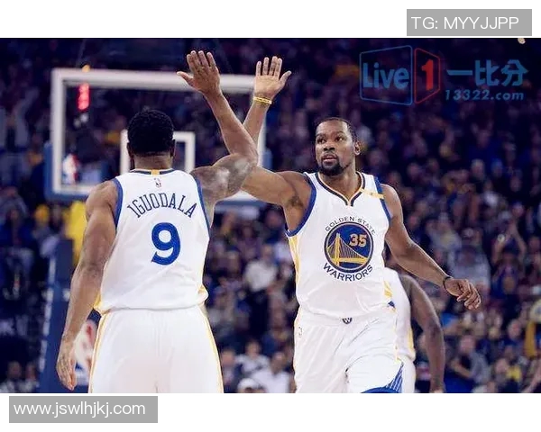 维也纳快速与登克尔克的精彩对决分析与赛季展望