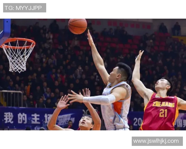 新疆广汇与广东篮球对决直播精彩瞬间全程回顾与分析 新疆广汇与广东篮球对决直播精彩瞬间全程回顾与分析