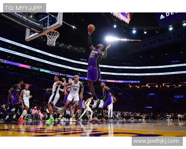 湖人对决马刺精彩回顾10月23日比赛亮点与分析 湖人对决马刺精彩回顾10月23日比赛亮点与分析